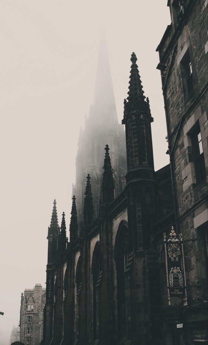 castle-shrouded-in-mist